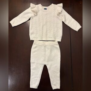 Old Navy girls cream 2-piece set- NWOT